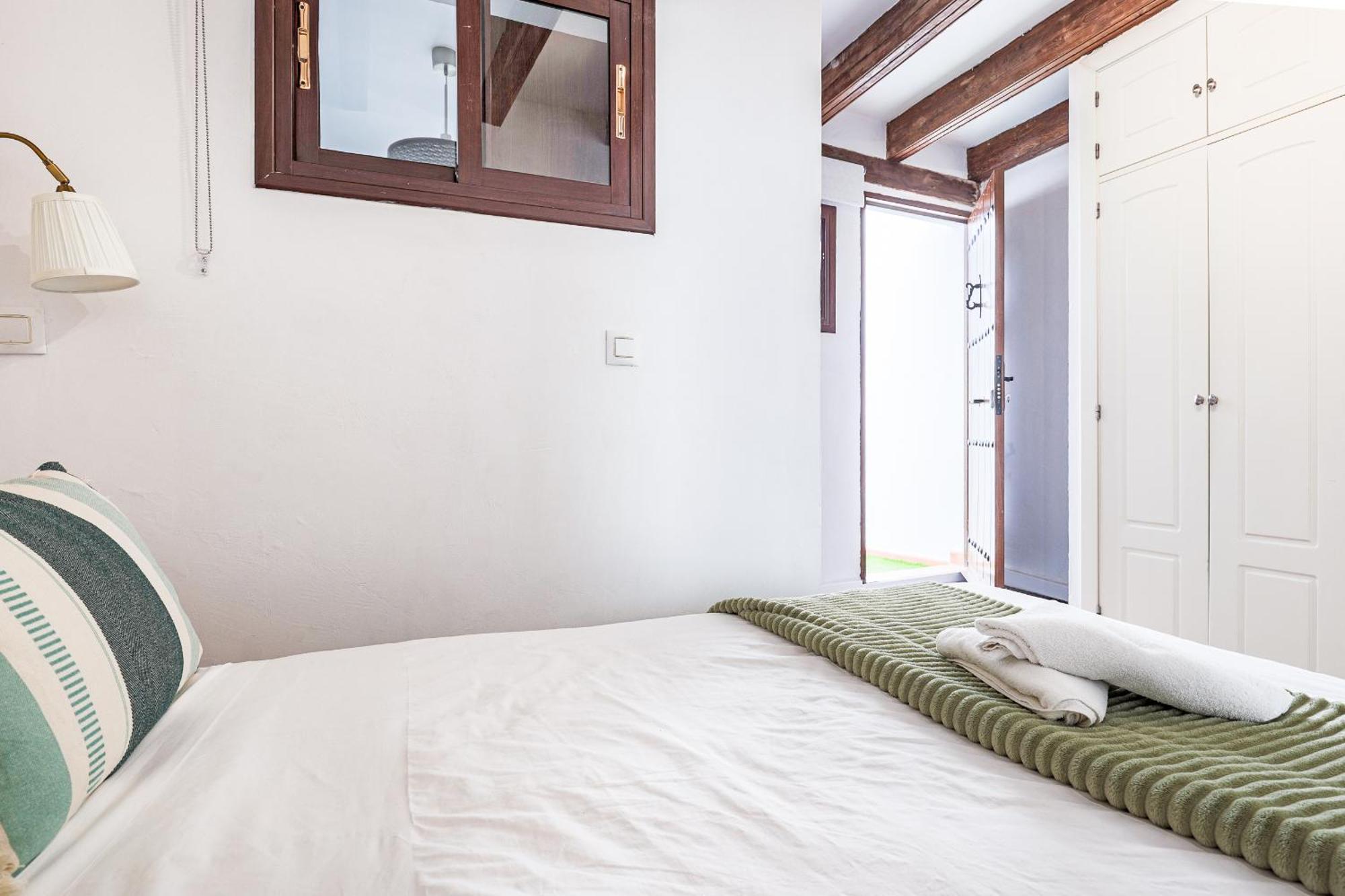 Bonito Duplex Con Terraza Calle Feria Appartement